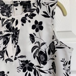 Ann Taylor printed shell tank